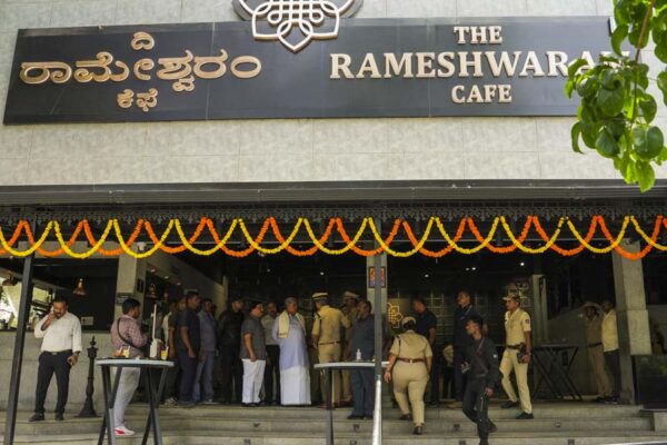 Four Detained After Low-Intensity Bomb Blast Injures Ten at Bengaluru Restaurant