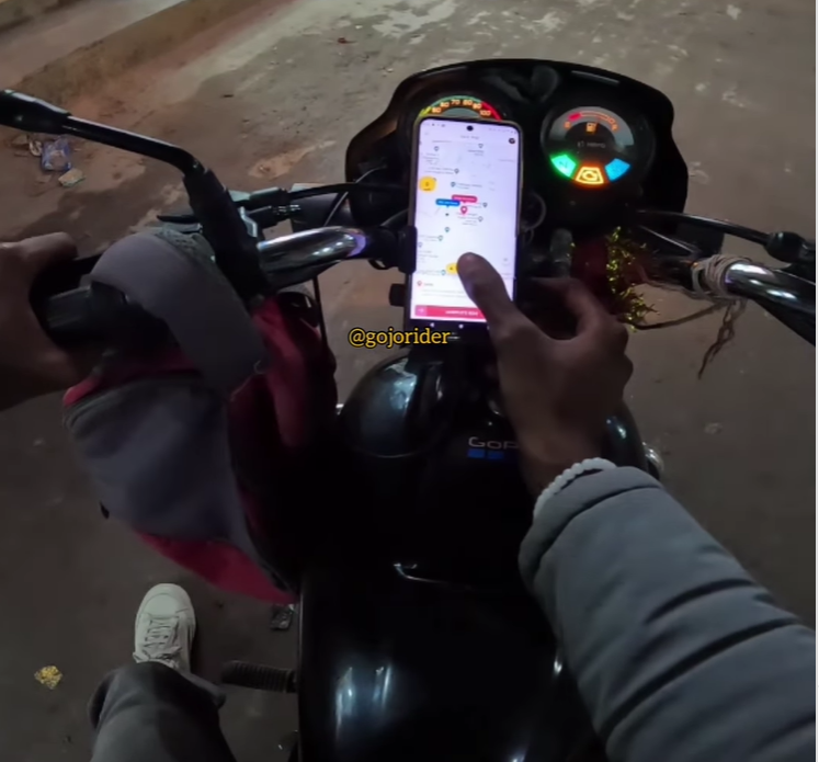 Woman books Rapido for 200-meter ride, bike rider comes from 1 kilometer to pick her up