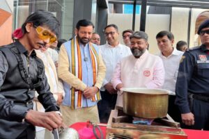 Dolly Chaiwala Serves Tea to Chief Minister Naib Singh Saini